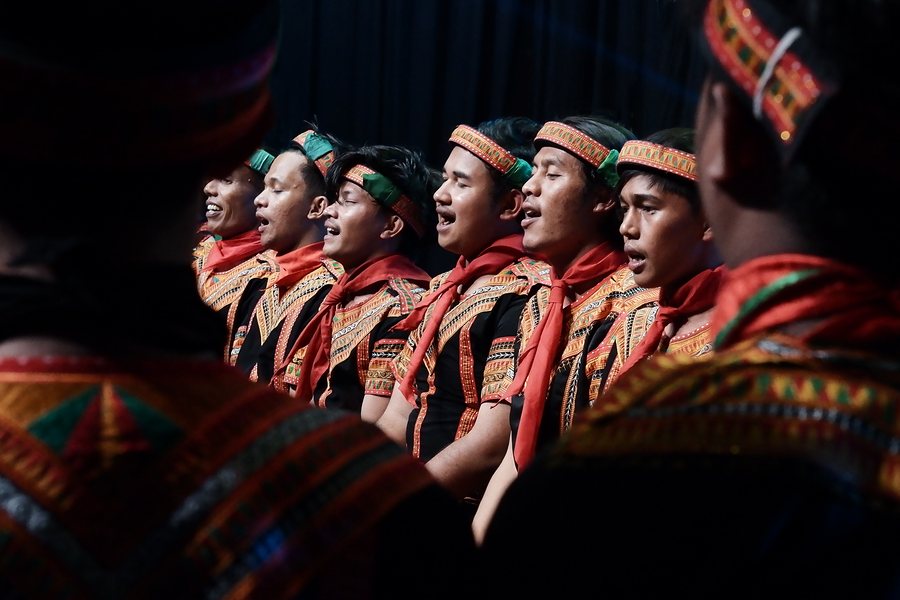 Penari Saman dari Aceh.
