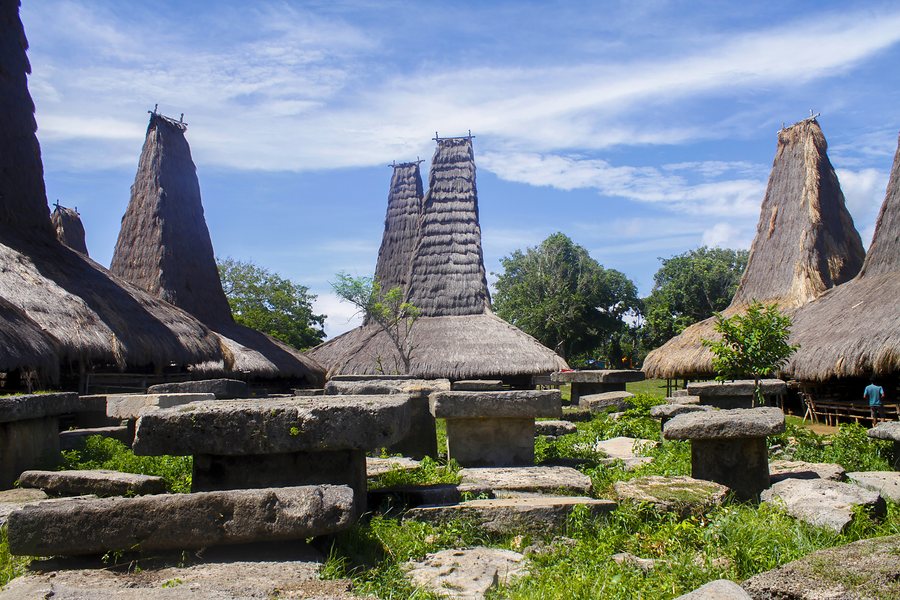Kampung Adat Ratenggaro, Sumba Barat Daya.
